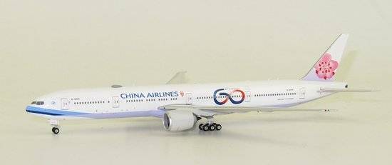 Boeing 777-300ER China Airlines - 